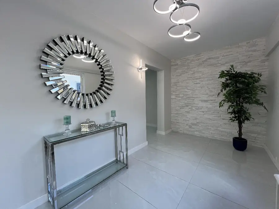 1042 Tyler Street, Hollywood, FL 33019 - #3