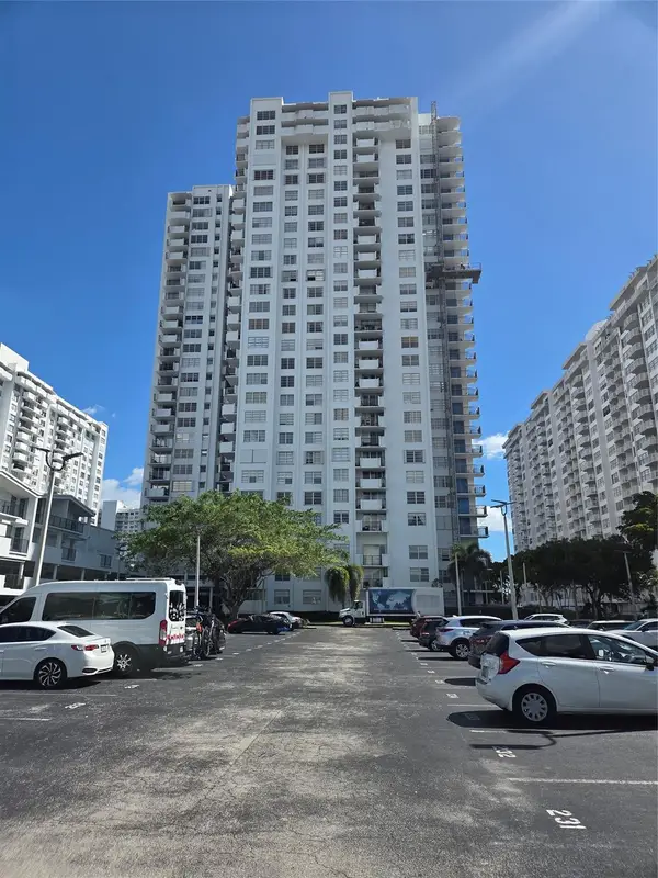 2750 NE 183rd Street #1803, Aventura, FL 33160