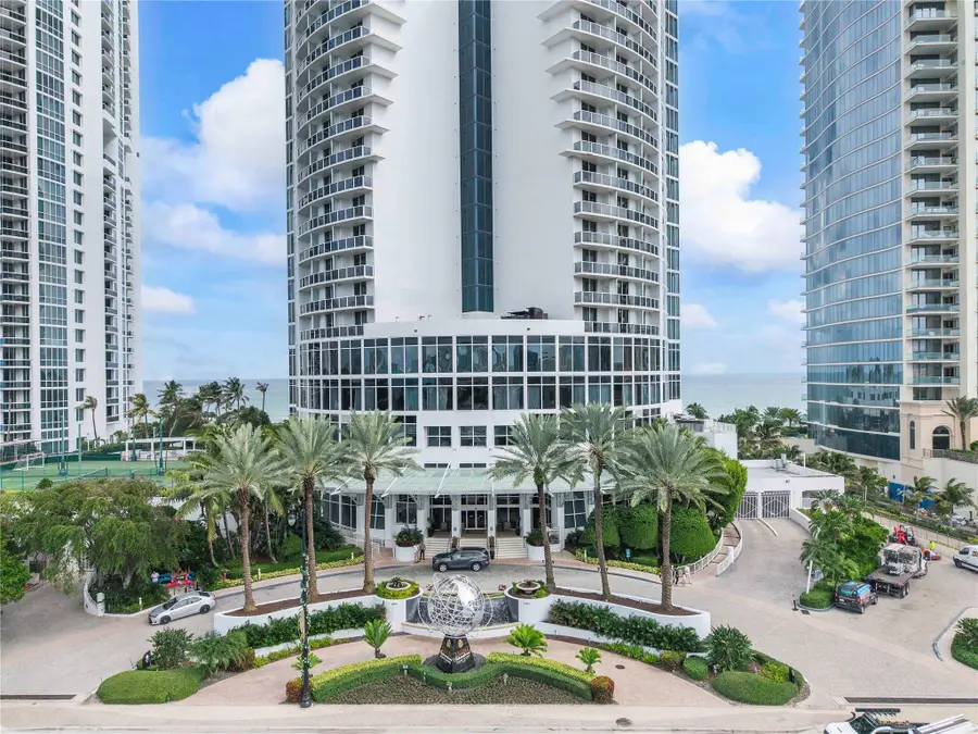 18001 Collins Avenue #2806, North Miami Beach, FL 33160 - #2