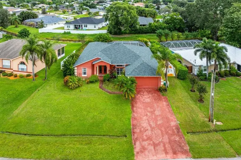 631 SE Stow Terrace, Port Saint Lucie, FL 34984 - #3