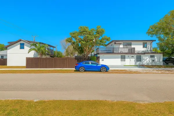 2447 Roosevelt Street, Hollywood, FL 33020