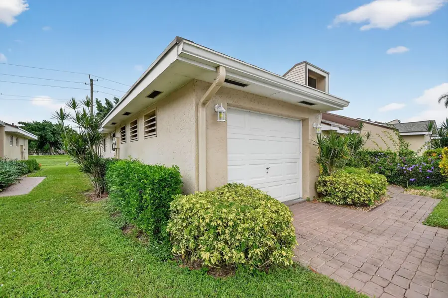 6869 Fountains Circle #6869, Lake Worth, FL 33467 - #3