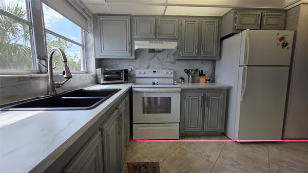 4047 NW 16th Street #302, Fort Lauderdale, FL 33313