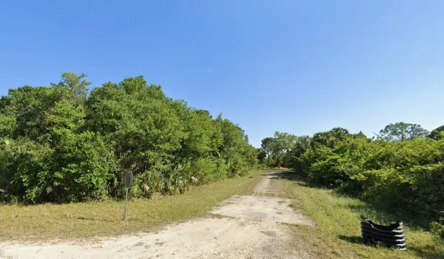 4702 Vera Avenue, Lehigh Acres, FL 33971 - #2