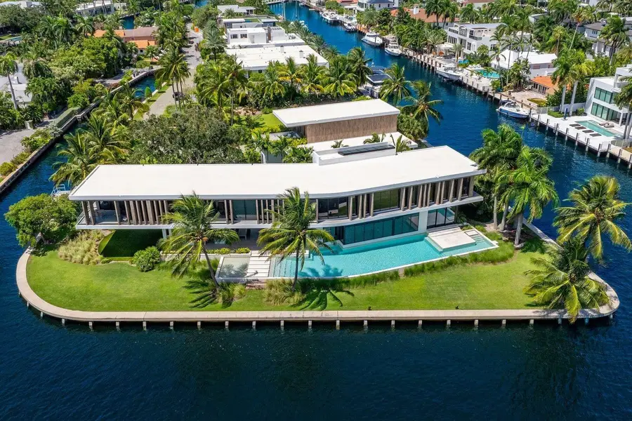 516 Mola Avenue, Fort Lauderdale, FL 33301 - #3