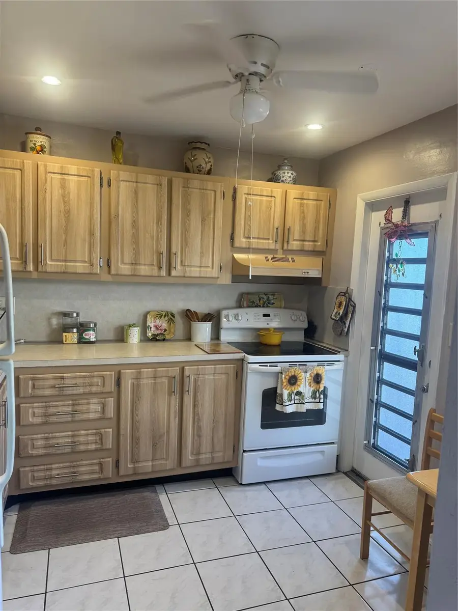 3940 NW 42 Avenue #315, Lauderdale Lakes, FL 33319 - #2