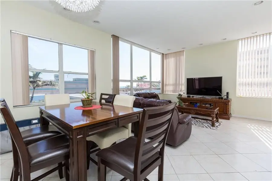 326 Harrison Street #302a, Hollywood, FL 33019 - #2