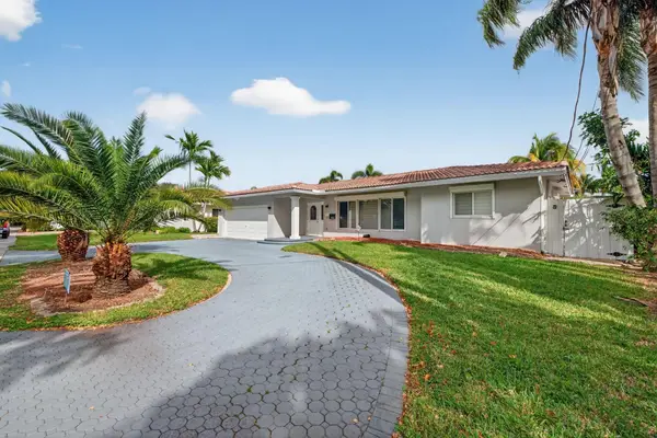 5950 NE 28th Avenue, Fort Lauderdale, FL 33308