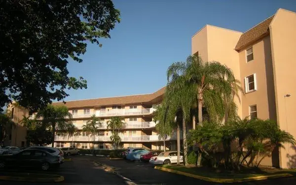 2521 NW 104th Avenue #402, Sunrise, FL 33322