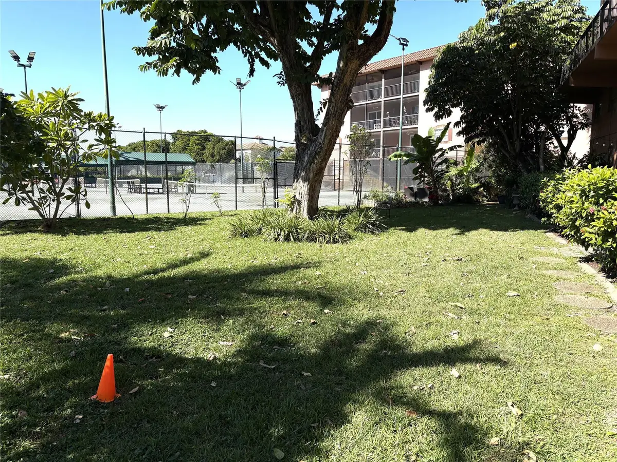 620 Tennis Club Drive #105, Fort Lauderdale, FL 33311 - #1