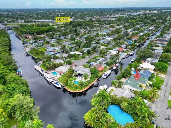 2631 Okeechobee Lane, Fort Lauderdale, FL 33312