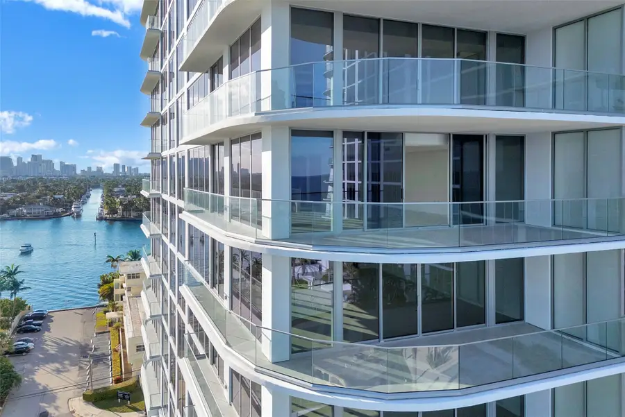 153 N Seabreeze Boulevard #902, Fort Lauderdale, FL 33304 - #2