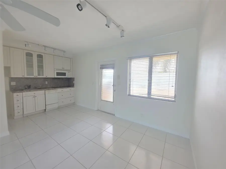 2131 NE 42nd Court #209e, Lighthouse Point, FL 33064 - #3