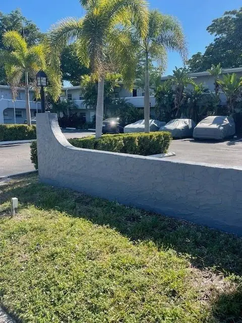 900 NE 26 Street #15, Wilton Manors, FL 33305 - #2