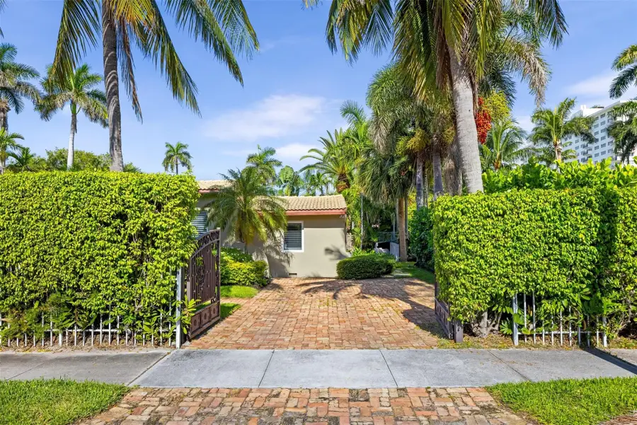 359 Poinciana Drive, Fort Lauderdale, FL 33301 - #3