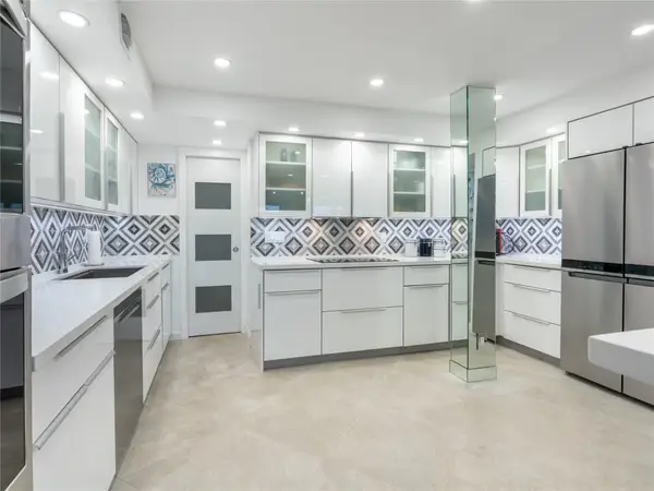 2850 N Palm Aire Drive #601, Pompano Beach, FL 33069