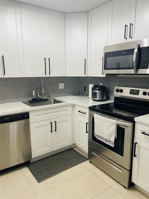 8745 Shadow Wood Boulevard #105, Coral Springs, FL 33071