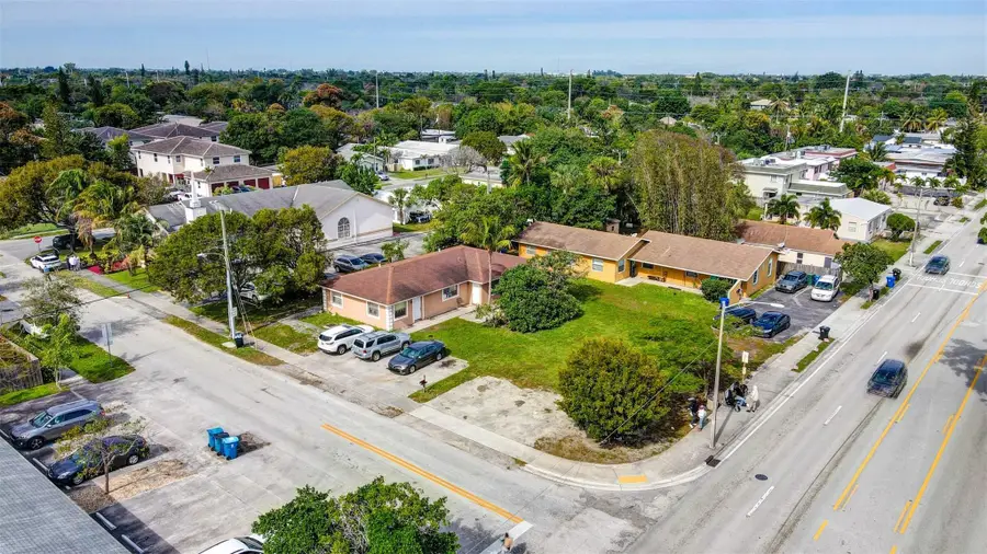 Xxxx NW 11th Street, Fort Lauderdale, FL 33311 - #3