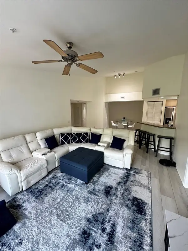 2131 SE 10th Avenue #1120, Fort Lauderdale, FL 33316