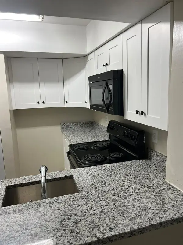 7027 W Sunrise Boulevard #7027, Plantation, FL 33313