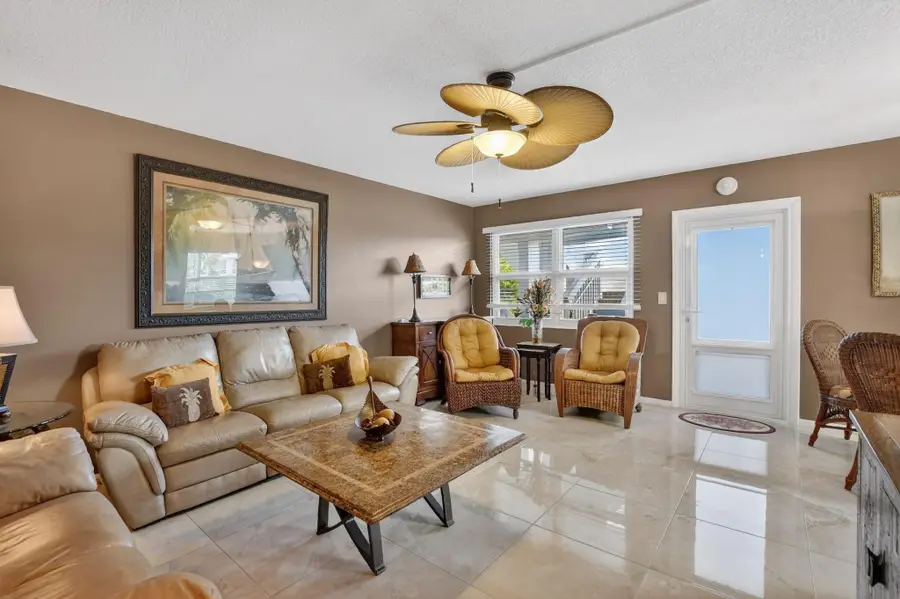 3020 Islewood D #3020, Deerfield Beach, FL 33442 - #2