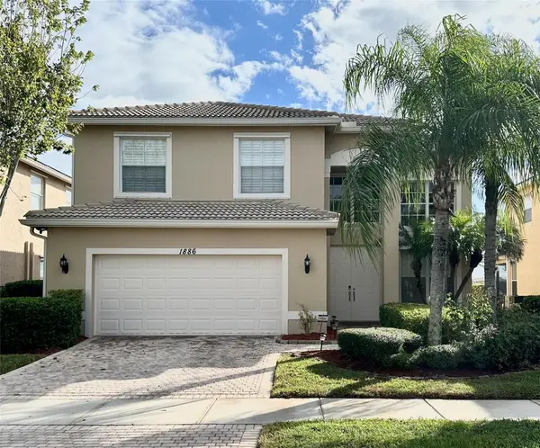 1886 SW Grey Falcon Cir Circle Sw, Vero Beach, FL 32962
