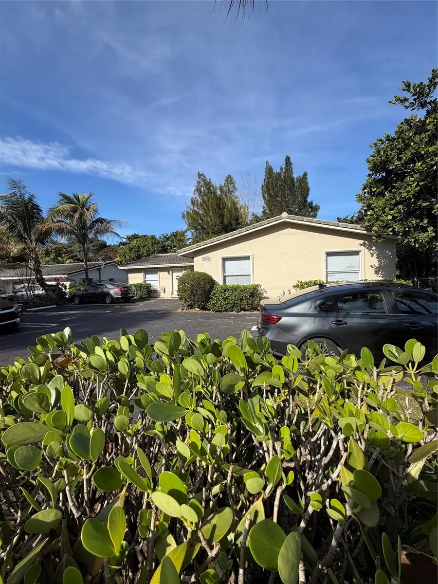 3502 Riverside Drive, Coral Springs, FL 33065 - #2