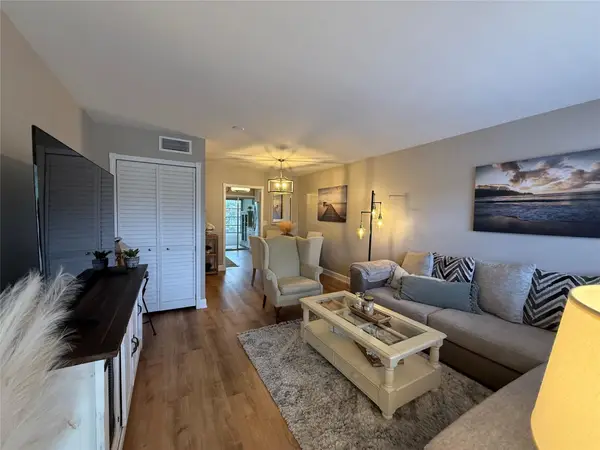 22 Abbey Lane #205, Delray Beach, FL 33446