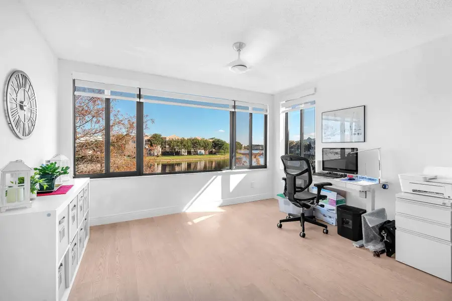 10738 W Clairmont Circle #206, Fort Lauderdale, FL 33321 - #2