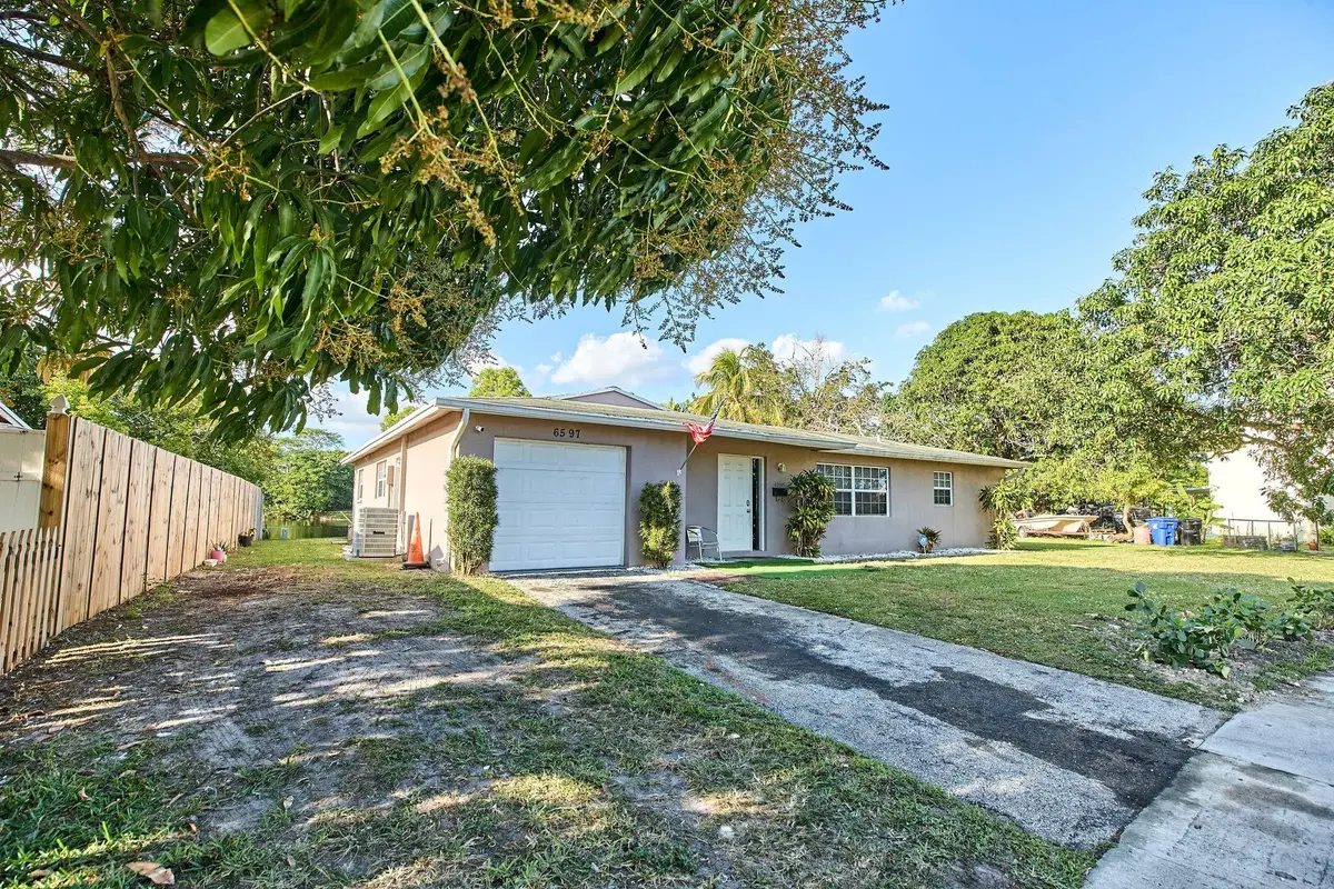 6597 Salem Street, North Lauderdale, FL 33068 - #1