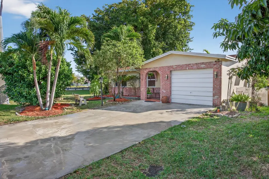 910 NW 49th Court, Deerfield Beach, FL 33064 - #2