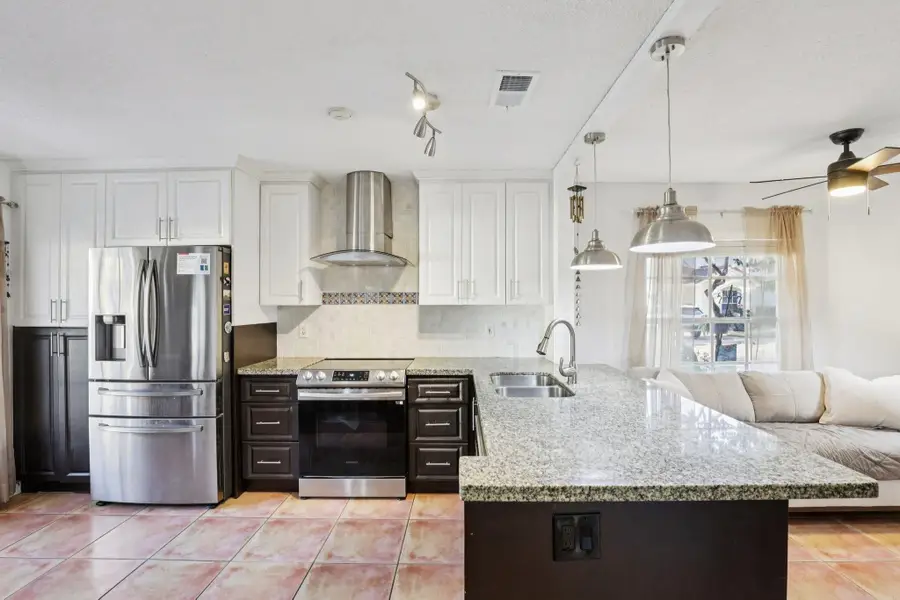 972 Azure Lane, Weston, FL 33326 - #3