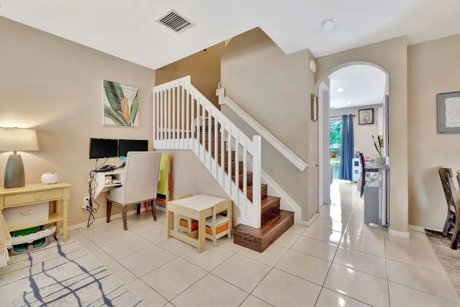 2851 W Prospect Road #1209, Tamarac, FL 33309 - #3