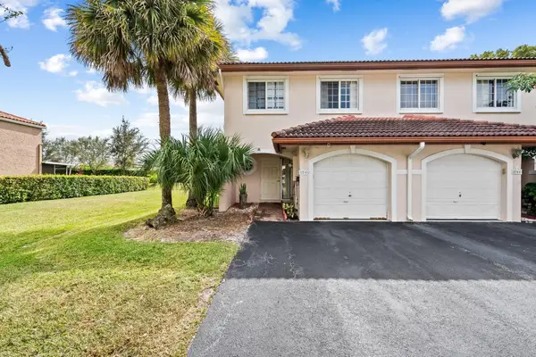 8940 NW 38th Drive #8940, Coral Springs, FL 33065
