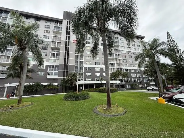3850 Washington Street #703, Hollywood, FL 33021 - #1