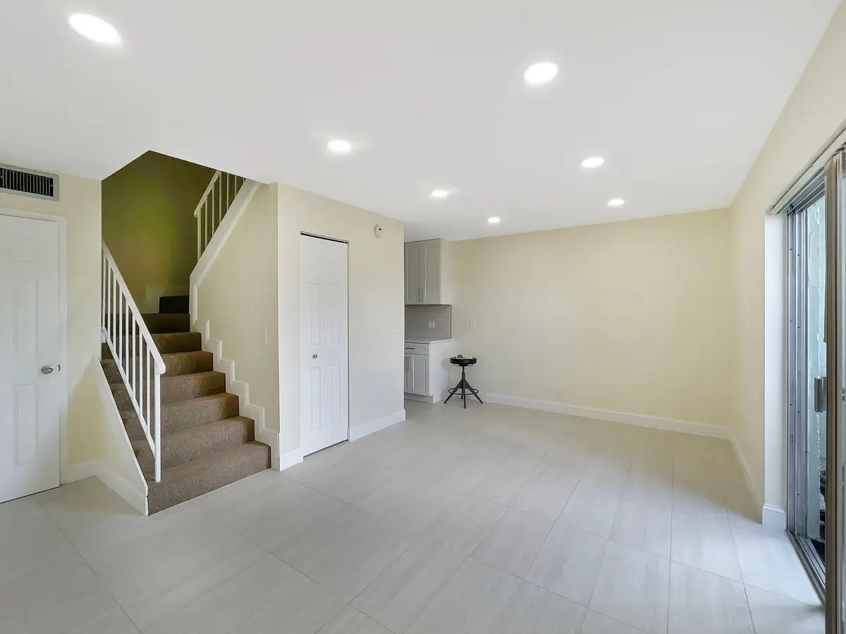 8921 NW 28th Drive #B, Coral Springs, FL 33065 - #1
