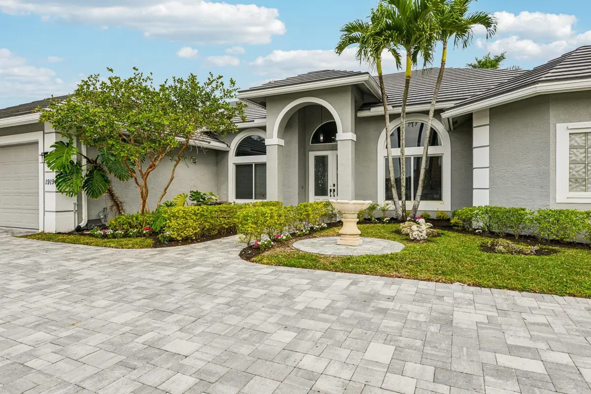 1919 S Club Drive, Wellington, FL 33414 - #1