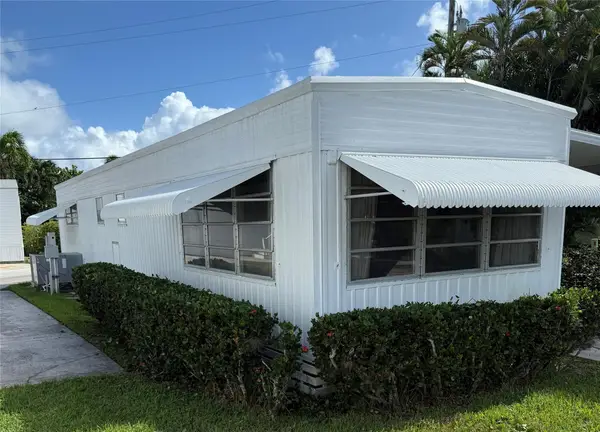 201 Mallard Drive, Boynton Beach, FL 33435