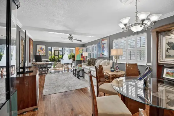 3050 NE 16th Avenue #207, Oakland Park, FL 33334