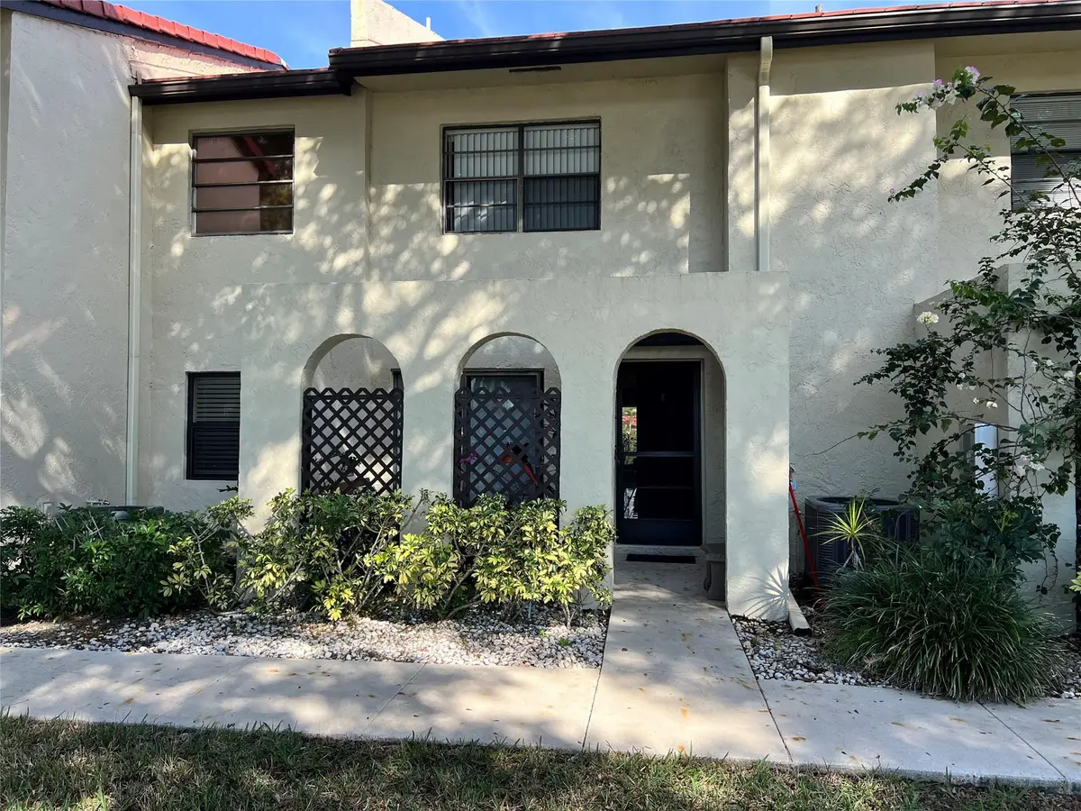 8460 Casa Del Lago #E, Boca Raton, FL 33433 - #1