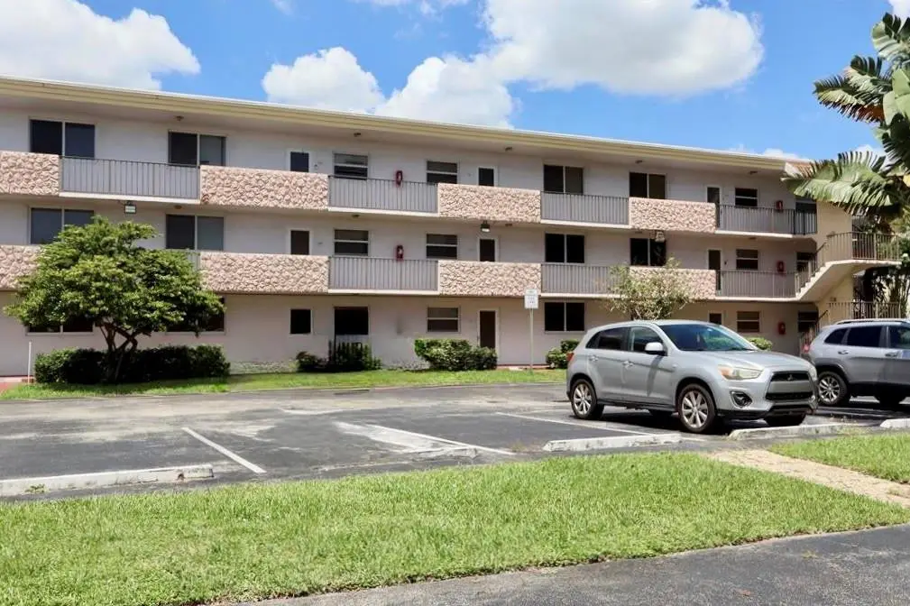 5985 Del Lago Circle #223, Sunrise, FL 33313 - #1
