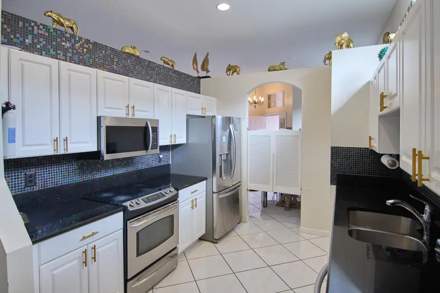 2824 Waters Edge Circle, Greenacres, FL 33413 - #3