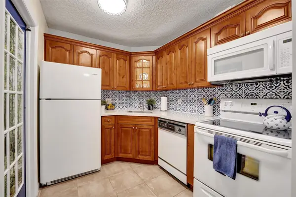 1920 NE 1st Terrace #109H, Wilton Manors, FL 33305