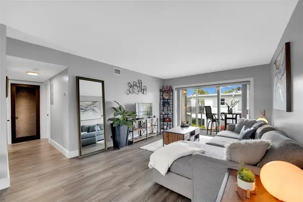 2161 NE 42nd Court #215, Lighthouse Point, FL 33064