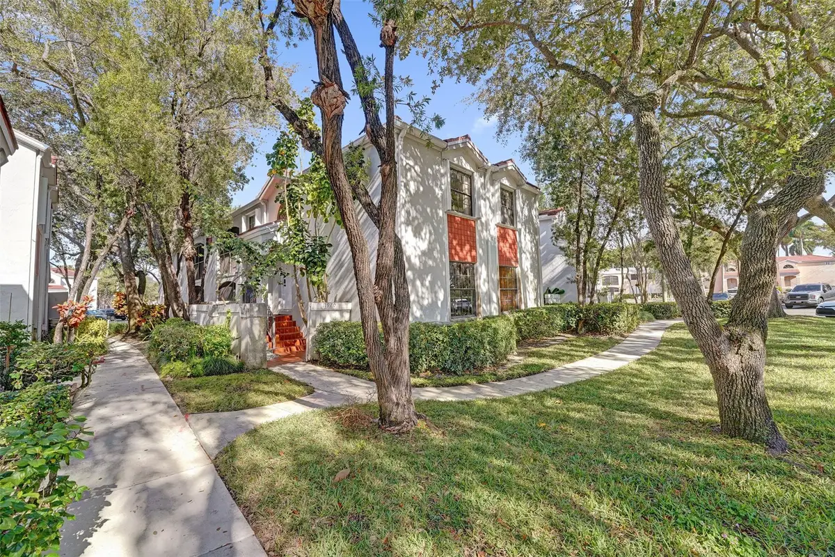 11970 NW 11th Street, Pembroke Pines, FL 33026 - #1
