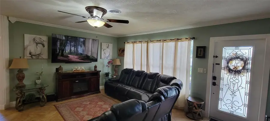 4153 NW 47th Terrace, Lauderdale Lakes, FL 33319 - #3