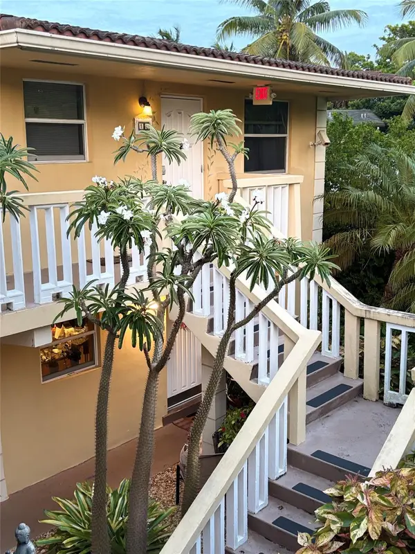 811 NE 14th Place #6, Fort Lauderdale, FL 33304