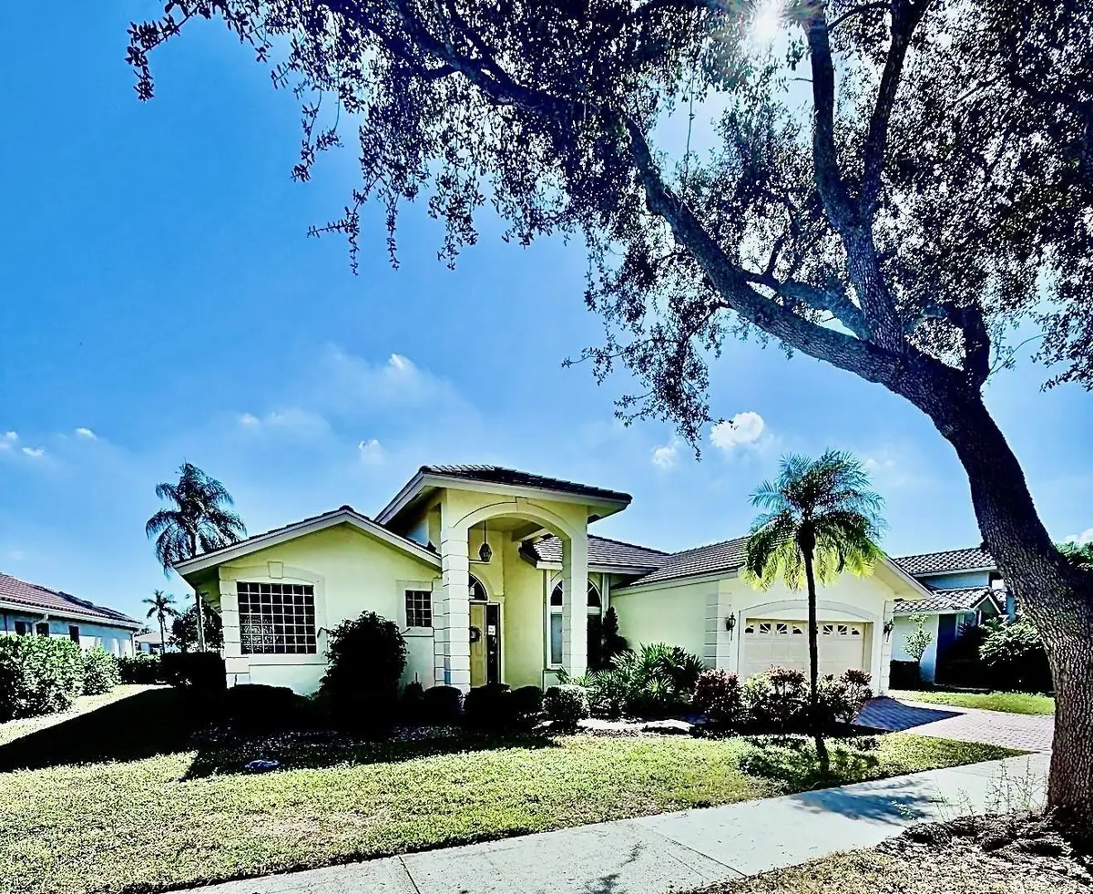 2800 Oakbrook Lane, Weston, FL 33332 - #1
