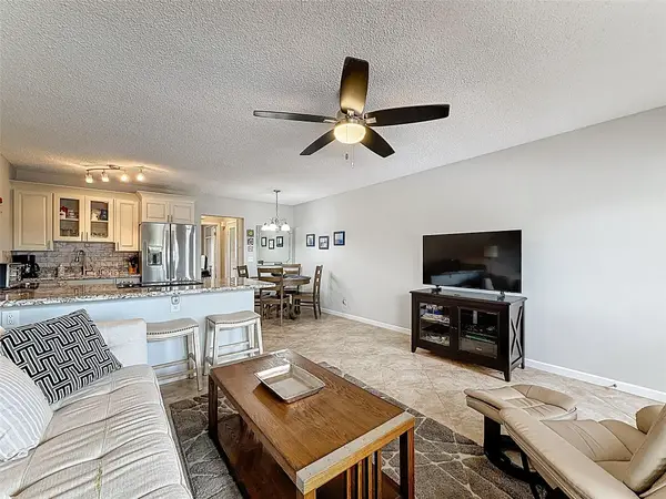 800 SW 11th Avenue #12, Hallandale Beach, FL 33009