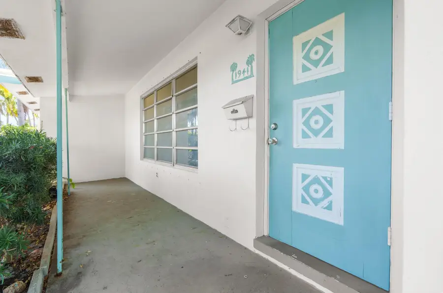 1941 NE 28th Avenue, Pompano Beach, FL 33062 - #2